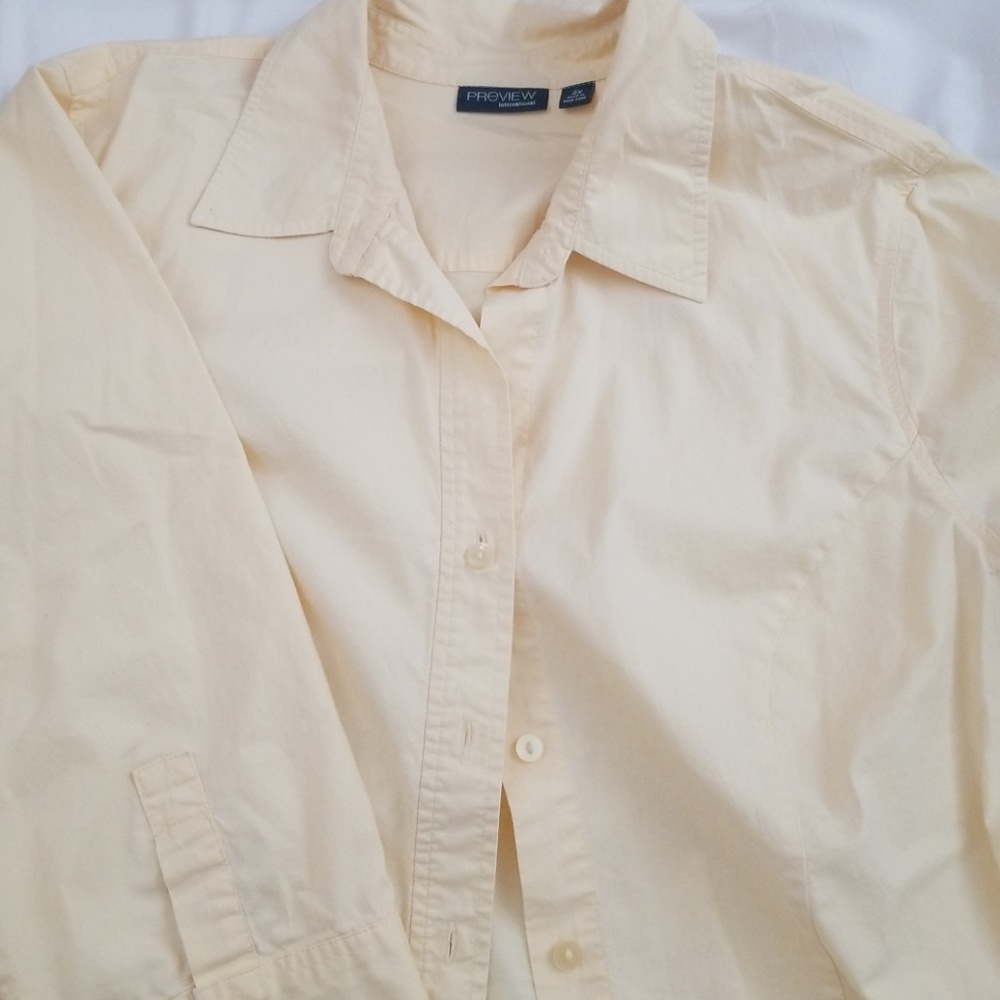 Preview International 3/4 Sleeve Button-Down Shirt